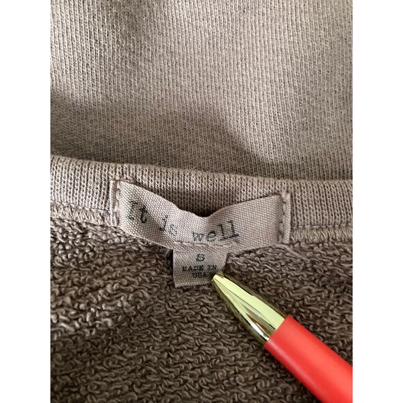 It is well women's everyday brown cotton sweatshirt made in USA, size small - Picture 9 of 12